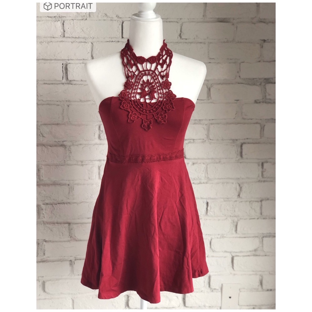 Forever 21 Valentines Day Red Halter Crochet Neck A Line Dress Size Medium